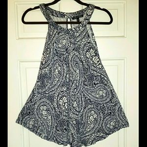Women's sleeveless summer shirt